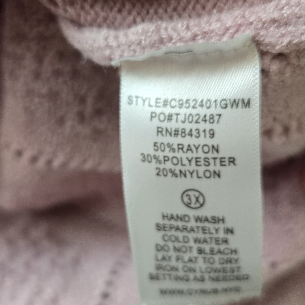 Cyrus Lavender Knit Women's Sweater - Picture 5 of 6